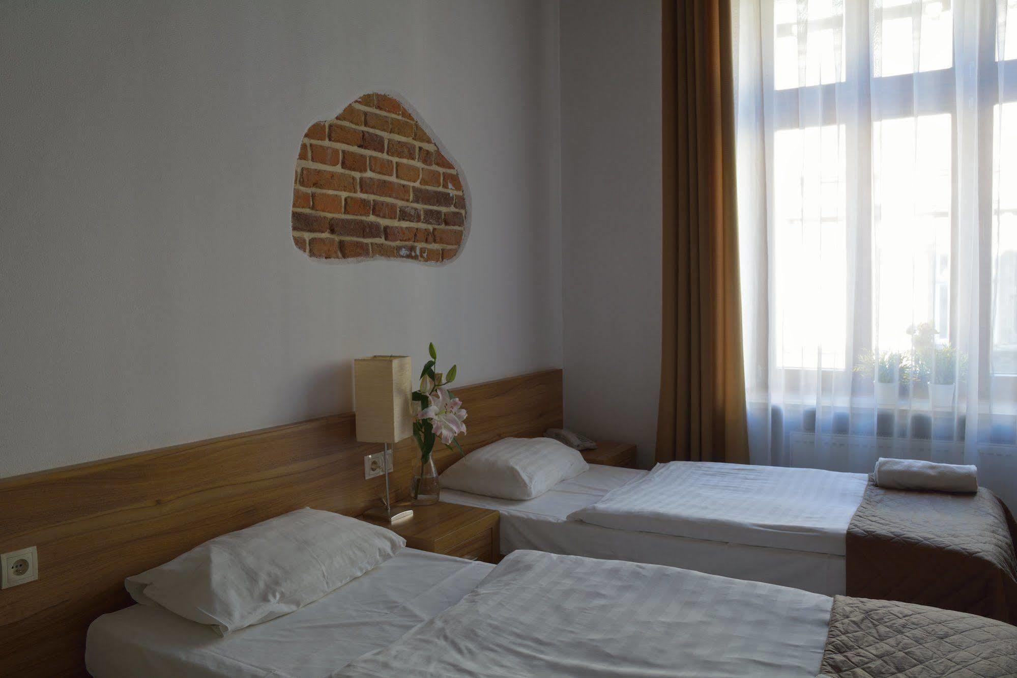 Pergamin 3* Krasków